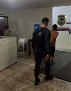 Padrasto &eacute; preso ap&oacute;s fugir com enteados e amea&ccedil;ar m&atilde;e das crian&ccedil;as de morte