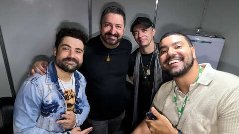 Rosa de Saron reuniu f&atilde;s em show no Parque das Na&ccedil;&otilde;es Ind&iacute;genas