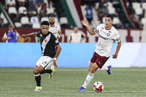 Fluminense vence Vasco da Gama e abre vantagem na semifinal do Carioca