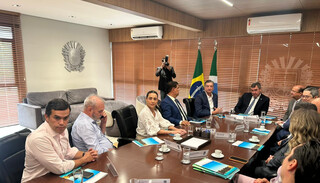 Riedel recebe presidente do TRF3 para discutir cria&ccedil;&atilde;o de varas federais em MS