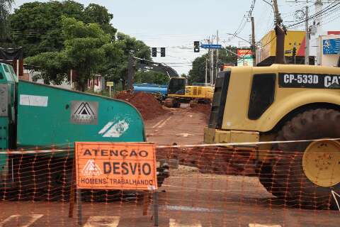 Obra muda rotina e comerciantes pedem agilidade para minimizar preju&iacute;zos