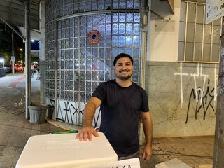 A IA quer seu corpo por dinheiro e nas ruas o pessoal aceitaria 