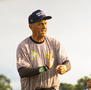 Na luta contra queda, Costa Rica demite t&eacute;cnico em reta final do estadual