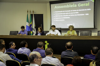 Prefeitos de MS alinham pautas e mobiliza&ccedil;&atilde;o nacional para os munic&iacute;pios em 2026