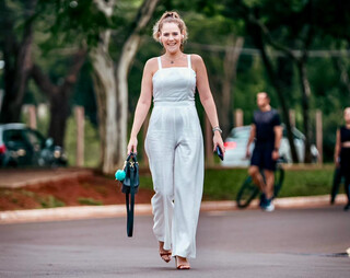 Alina virou 'diva de salto' entre os corredores do Parque dos Poderes