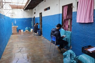 Presas denunciam agress&otilde;es e at&eacute; revista &iacute;ntima durante per&iacute;odo menstrual