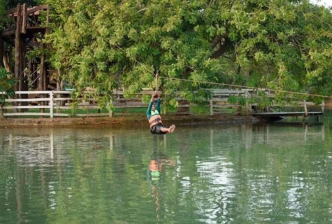 Est&acirc;ncia onde amigos morreram ap&oacute;s choque em tirolesa &eacute; interditada