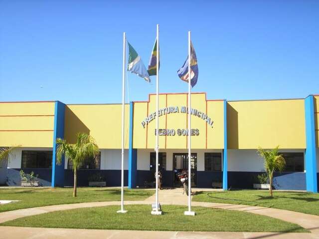 Justi&ccedil;a manda Pedro Gomes fazer concurso para professores ap&oacute;s 18 anos