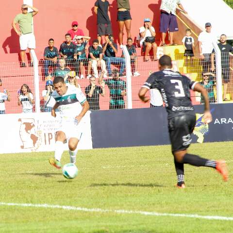 Na briga contra o rebaixamento, Pantanal anuncia novo t&eacute;cnico