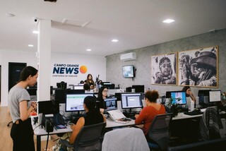 Há 27 anos, o Campo Grande News faz a notícia encontrar a emoção Há 27 anos, o Campo Grande News faz a notícia encontrar a emoção