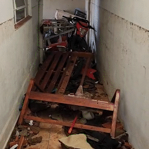 &ldquo;Foi um desespero&rdquo;: m&atilde;e relata p&acirc;nico ap&oacute;s enxurrada invadir casa