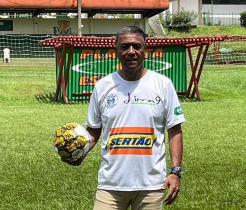Ex-atacante de MS coordenar&aacute; escola de futebol do Gr&ecirc;mio em Campo Grande
