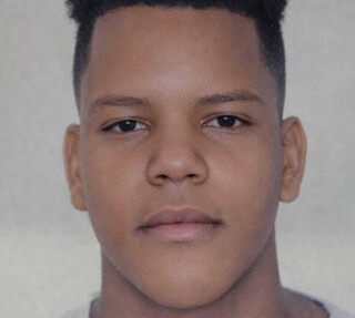 No vel&oacute;rio da filha, Jos&eacute; relembra assassino: "tinha zelo diferente com ela"