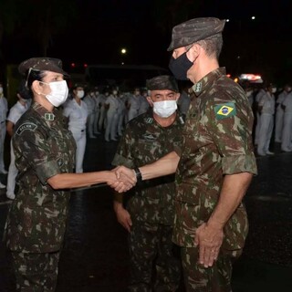 Ex-diretora do Hospital Militar será a 1ª mulher promovida a general no Exército Ex-diretora do Hospital Militar será a 1ª mulher promovida a general no Exército