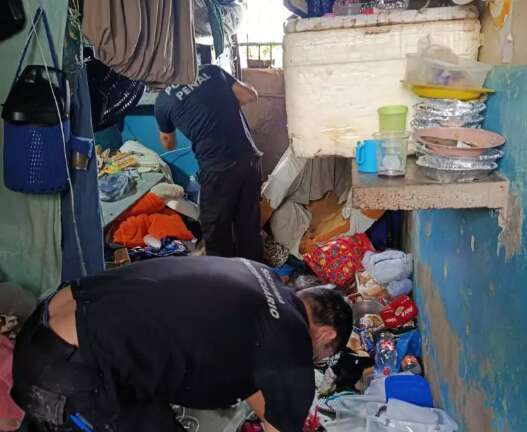 Com filhos no colo, mulheres eram usadas para levar crack e coca&iacute;na 