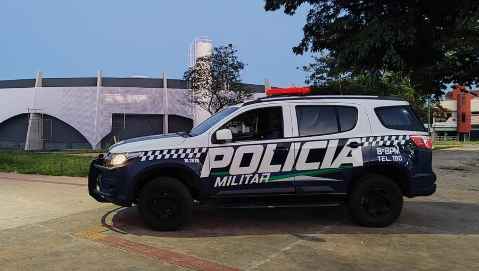 Mulher atira quatro vezes contra marido ap&oacute;s discuss&atilde;o por mensagens