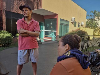 No vel&oacute;rio da filha, Jos&eacute; relembra assassino: "tinha zelo diferente com ela"