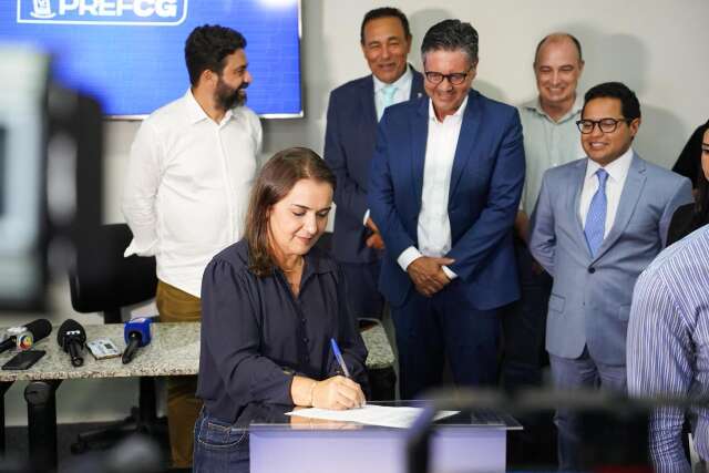 Seis empresas recebem 64,6 mil metros quadrados em &aacute;reas do munic&iacute;pio