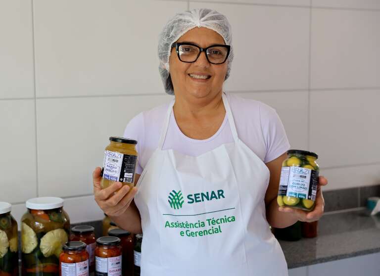 Carla inova em doces caseiros com versão de queijo com limão-galego