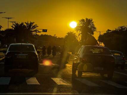 Fim de semana ser&aacute; de calor de at&eacute; 38&deg;C e risco de tempestades em MS