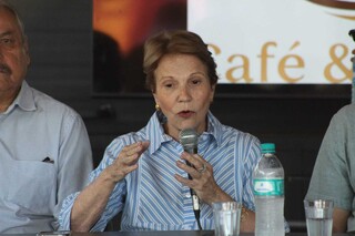 Adriane sofre injusti&ccedil;a por situa&ccedil;&atilde;o herdada, diz senadora Tereza