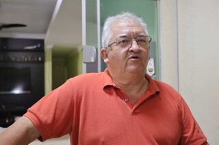 Prefeitura aproveita s&aacute;bado de sol para acelerar obras na Avenida Tr&ecirc;s Barras