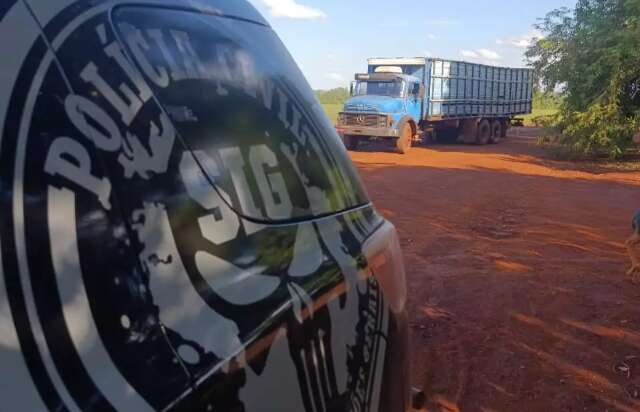 Policiais prendem ladr&atilde;o e recuperam gado que havia sido furtado de fazenda