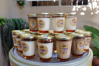 Pudim cremoso &eacute; vendido no copo americano que vira brinde para casa