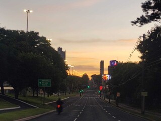 Domingo será de sol e possibilidade de tempestades em MS Domingo será de sol e possibilidade de tempestades em MS