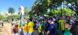 Ato pr&oacute;-Bolsonaro em Campo Grande critica governo federal e decis&otilde;es do STF