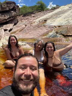 Irmãos levam mãe para celebrar 70 anos entre grutas e Pantanal baiano Irmãos levam mãe para celebrar 70 anos entre grutas e Pantanal baiano