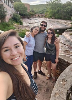 Irmãos levam mãe para celebrar 70 anos entre grutas e Pantanal baiano Irmãos levam mãe para celebrar 70 anos entre grutas e Pantanal baiano