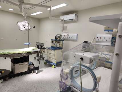 Com R$ 19,7 milh&otilde;es, HU entrega cinco salas cir&uacute;rgicas e novo aparelho de raio-X
