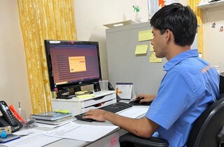 Da sala de aula ao 1º salário: programa transforma estudantes em profissionais Da sala de aula ao 1º salário: programa transforma estudantes em profissionais