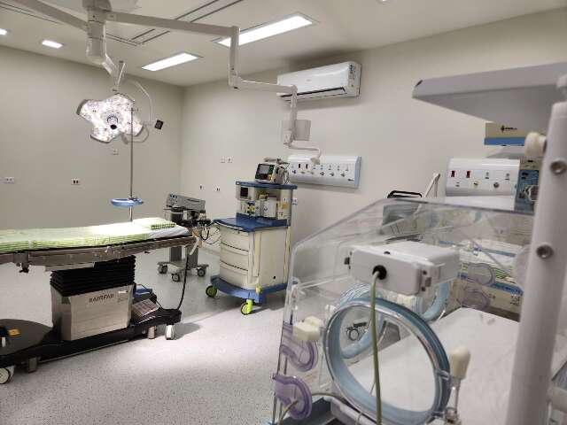 Com R$ 19,7 milh&otilde;es, HU entrega cinco salas cir&uacute;rgicas e novo aparelho de raio-X