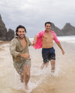Mar de Fernando de Noronha virou altar para o amor de Kaio e Rafael Mar de Fernando de Noronha virou altar para o amor de Kaio e Rafael