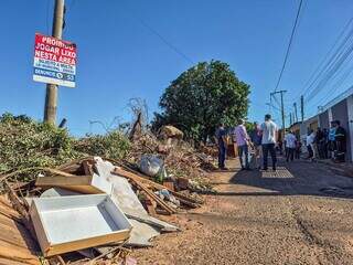 "BBB do lix&atilde;o": prefeitura instala c&acirc;meras para flagrar descarte no Aero Rancho