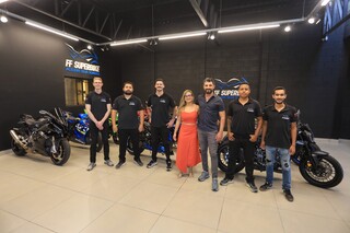 Refer&ecirc;ncia em motos esportivas, FF Superbike reinaugura loja com festa
