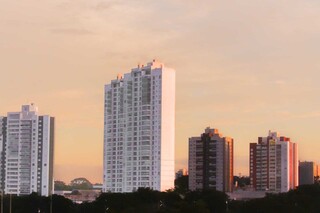 Terça-feira será de calor e com chance de pancadas isoladas de chuva Terça-feira será de calor e com chance de pancadas isoladas de chuva