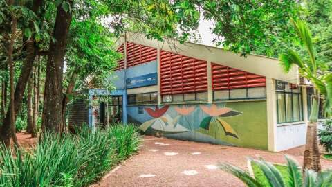 Ap&oacute;s 30 anos, Biblioteca Municipal vai deixar o Horto Florestal