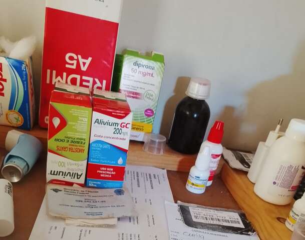 Crian&ccedil;a aguarda aparelho de traqueostomia ap&oacute;s les&atilde;o provocada por intuba&ccedil;&atilde;o