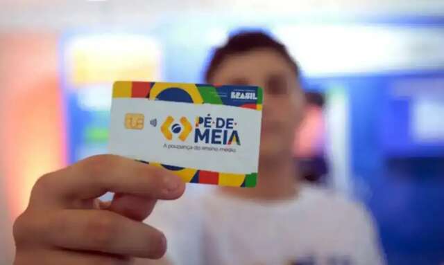 P&eacute;-de-Meia paga incentivos a alunos nascidos em setembro e outubro