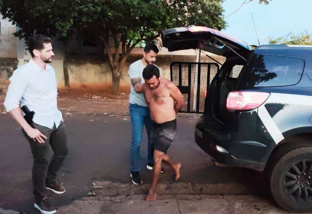 Homem mexia em espingarda quando atirou na esposa que amamentava beb&ecirc;