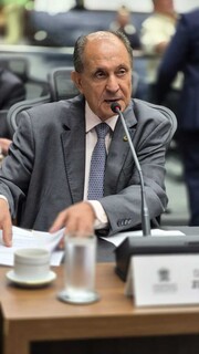 Projeto de Z&eacute; Teixeira avan&ccedil;a e protege vigilantes contra humilha&ccedil;&otilde;es e amea&ccedil;as