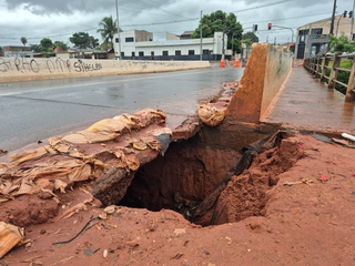 Ap&oacute;s um m&ecirc;s, tr&acirc;nsito na ponte da Rua Bom Sucesso com Ernesto Geisel &eacute; liberado