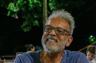 Feira em quadra de esportes &eacute; tradi&ccedil;&atilde;o h&aacute; 12 anos &agrave;s quartas-feiras