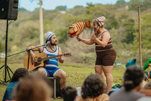 Projeto leva teatro de bonecos e plantio de &aacute;rvores a escolas rurais