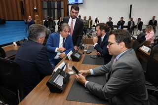 PL deve assumir protagonismo e tr&ecirc;s partidos podem desaparecer na Assembleia