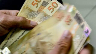 Quase 50 milh&otilde;es de pessoas ainda t&ecirc;m dinheiro esquecido em bancos