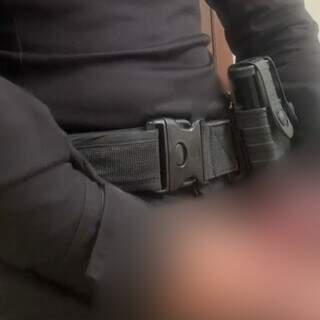 Candidata a emprego denuncia policial penal que mostrou p&ecirc;nis em videochamada
